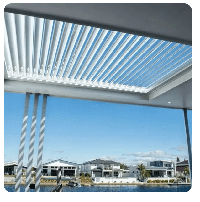 Waterfront louvre roof system with scenic views